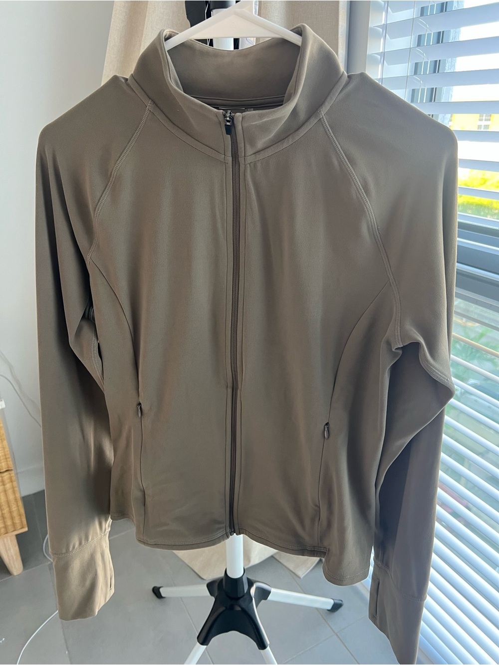 Oner Active Soft Motion Jacket size XL in Moss Brown